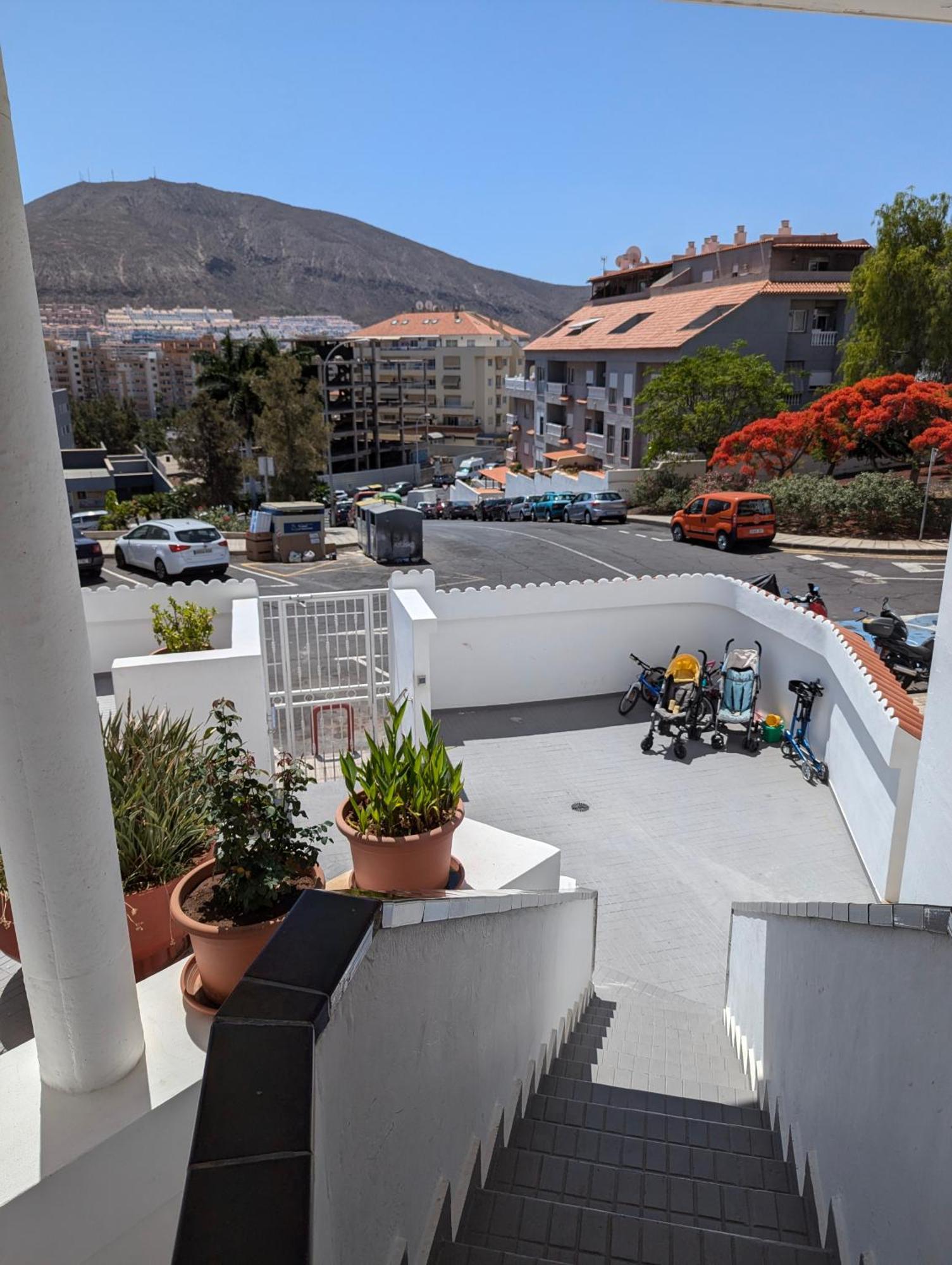 Cozy Apartment In Los Cristianos Guincho  Exteriör bild