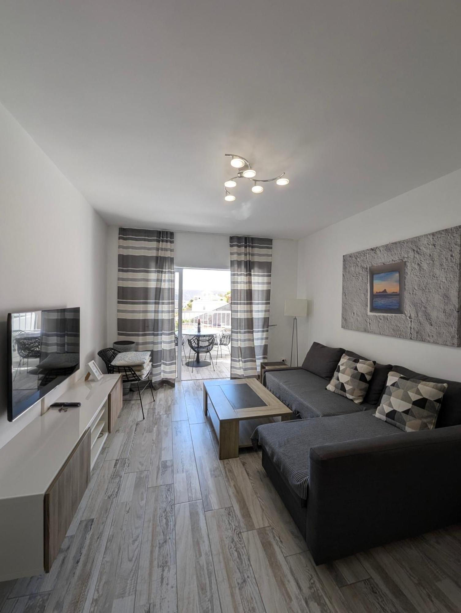 Cozy Apartment In Los Cristianos Guincho  Exteriör bild
